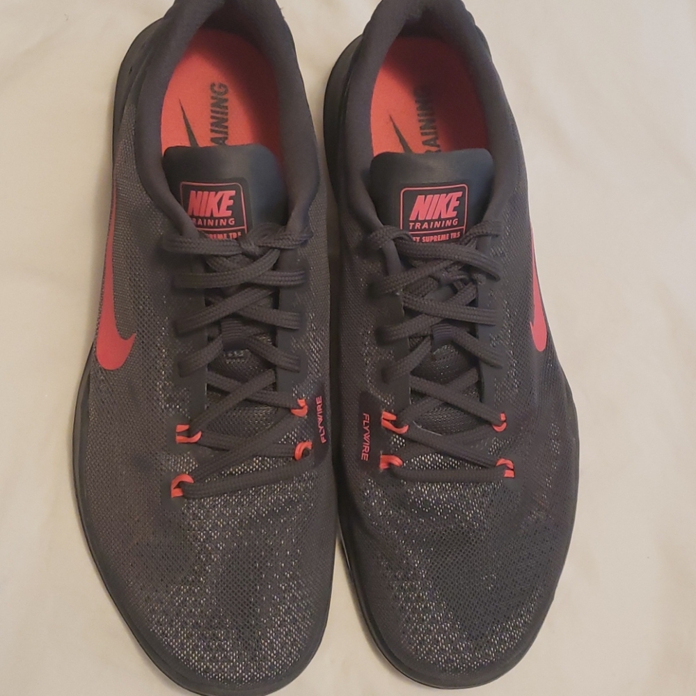Nike Flywire womens size 11